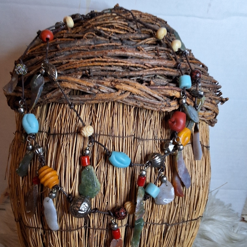 Artisan Handcrafted Double Strand Festival Necklace In Agate And Jaspers - Picture 3 of 13